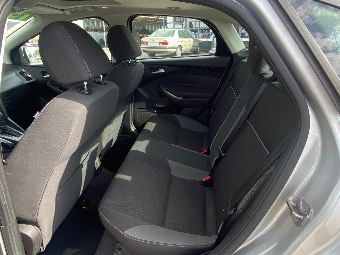 2013 Ford Focus (1FADP3F28DL) , AUTOMATIC transmission, located at 44356 Date Ave., Lancaster, CA, 93534, (661) 945-6555, 34.688919, -118.139374 - Photo#3